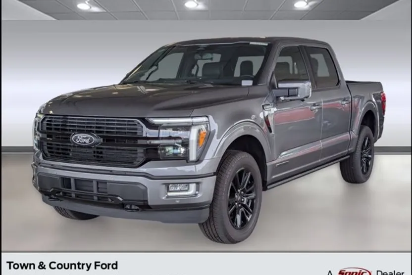 2025 Ford F-150 Platinum photo 1