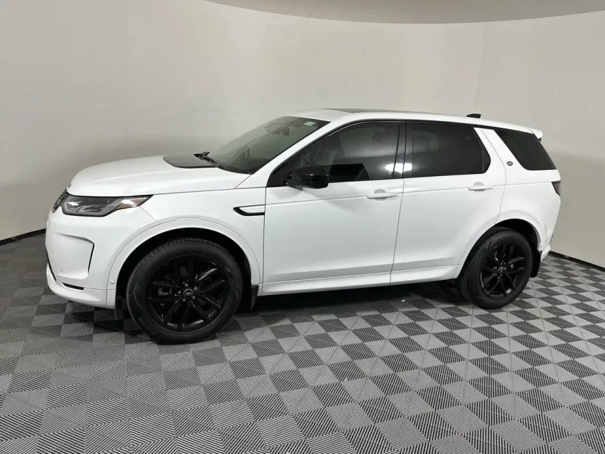 2024 Land Rover Discovery Sport S photo 1