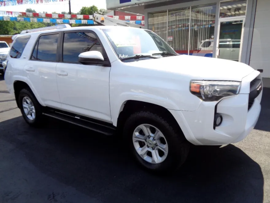 2017 Toyota 4Runner TRD Premium 4WD photo 1