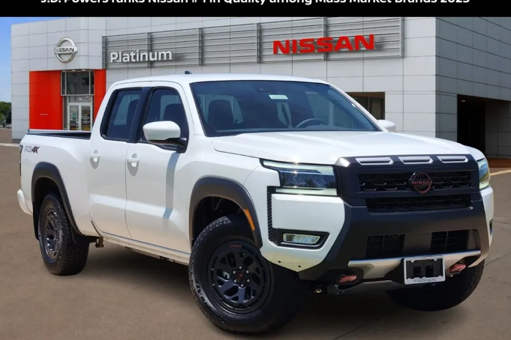 2025 Nissan Frontier PRO-4X photo 1