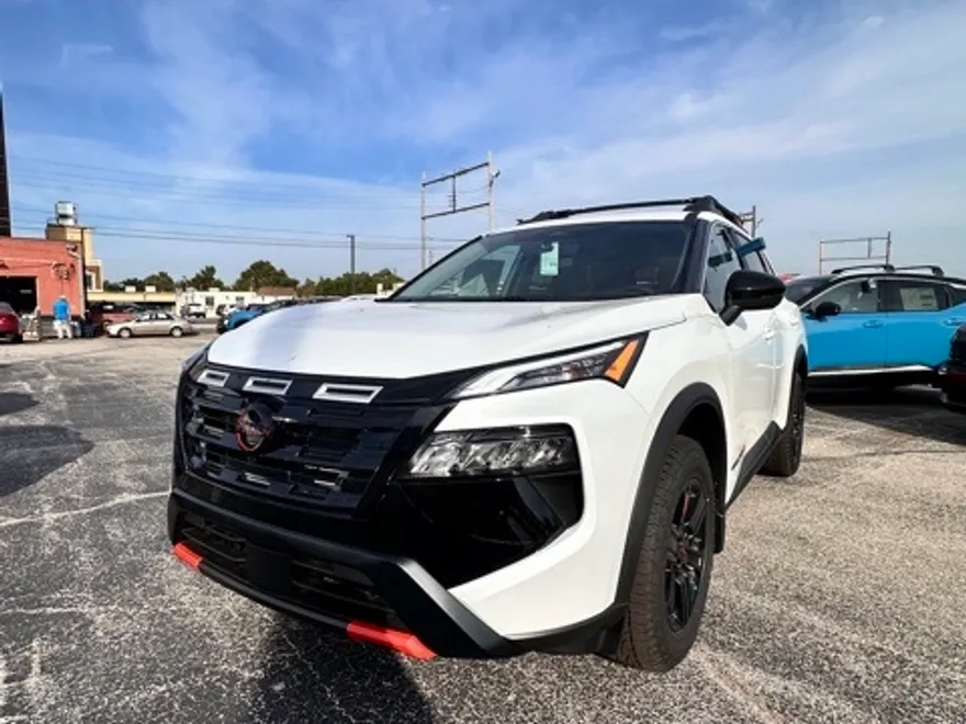 2026 Nissan Rogue SV photo 1