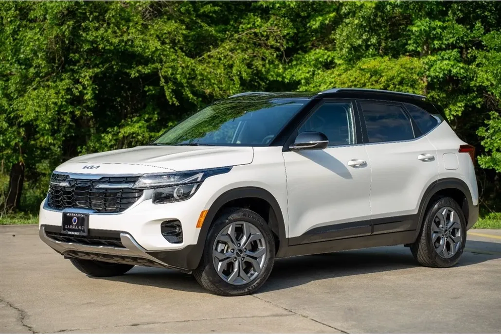 2024 Kia Seltos S photo 1