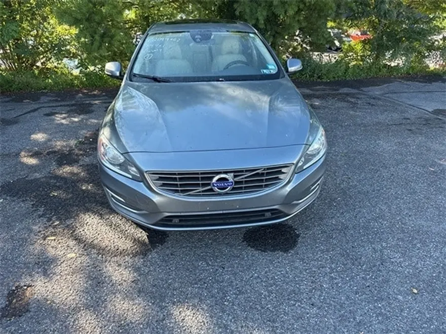 2018 Volvo S60 Inscription T5 photo 1