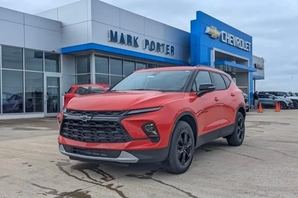 2025 Chevrolet Blazer 3LT photo 1