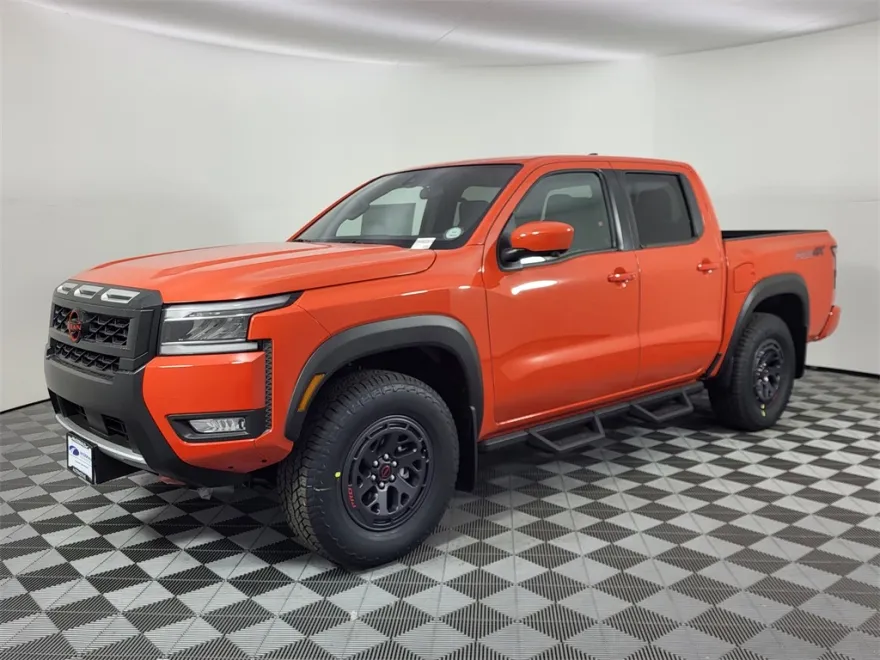 2025 Nissan Frontier Crew Cab PRO-4X photo 1