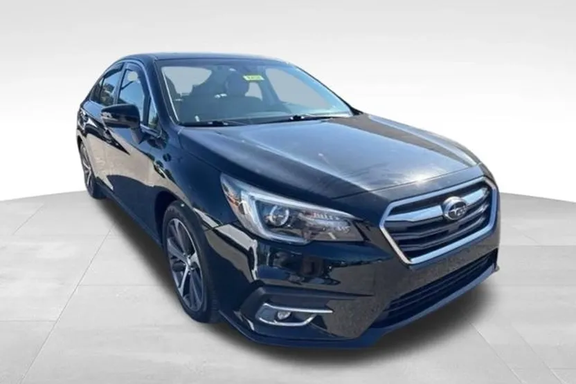 2019 Subaru Legacy 2.5i photo 1