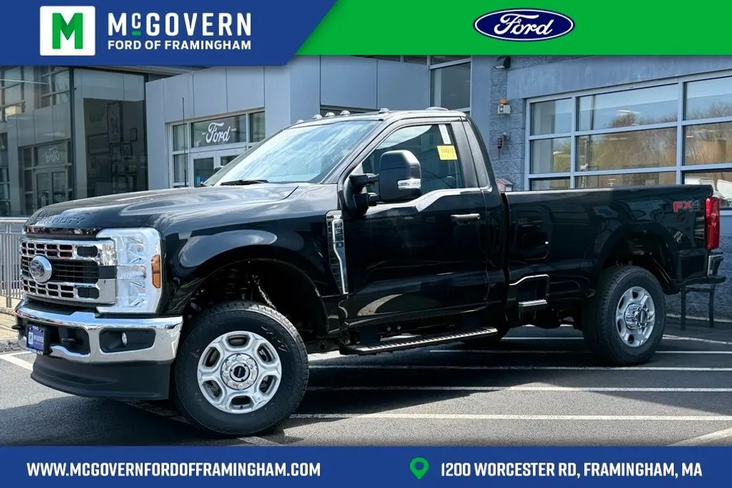 2025 Ford F-350 XLT photo 1