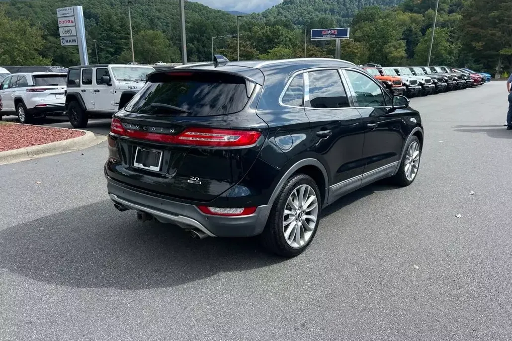 2015 Lincoln MKC Reserve photo 1