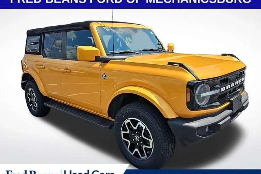 2021 Ford Bronco Outer Banks photo 1