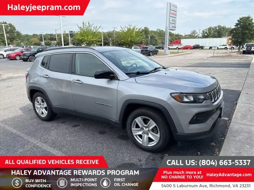 2022 Jeep Compass Latitude photo 1