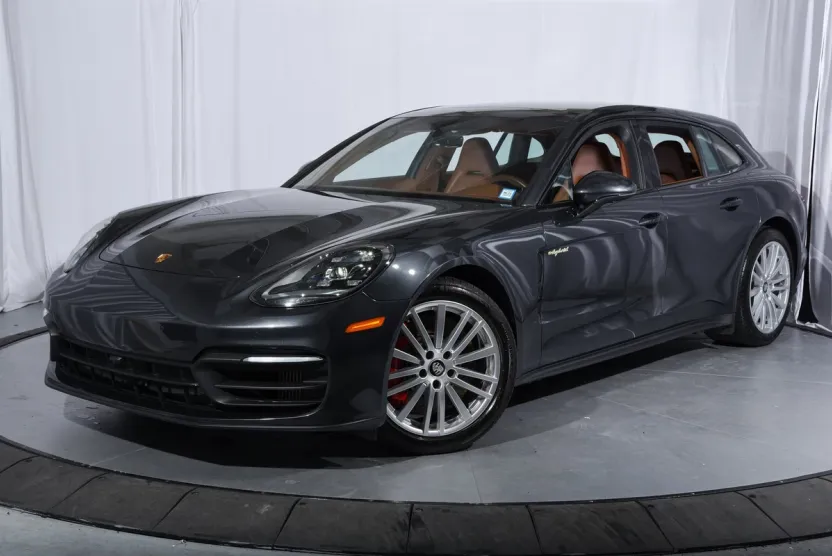 2022 Porsche Panamera E-Hybrid Sport Turismo 4S photo 1