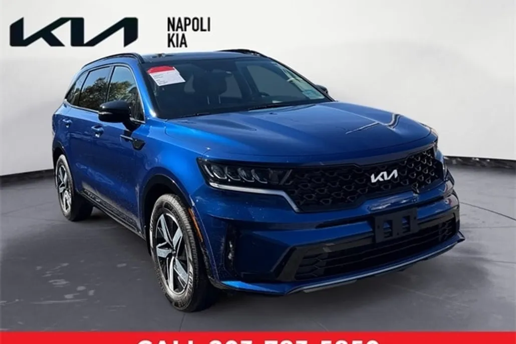 2022 Kia Sorento S photo 1