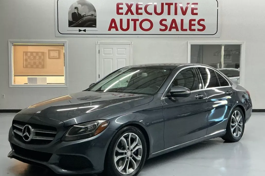 2015 Mercedes Benz C 300 4MATIC Sedan photo 1