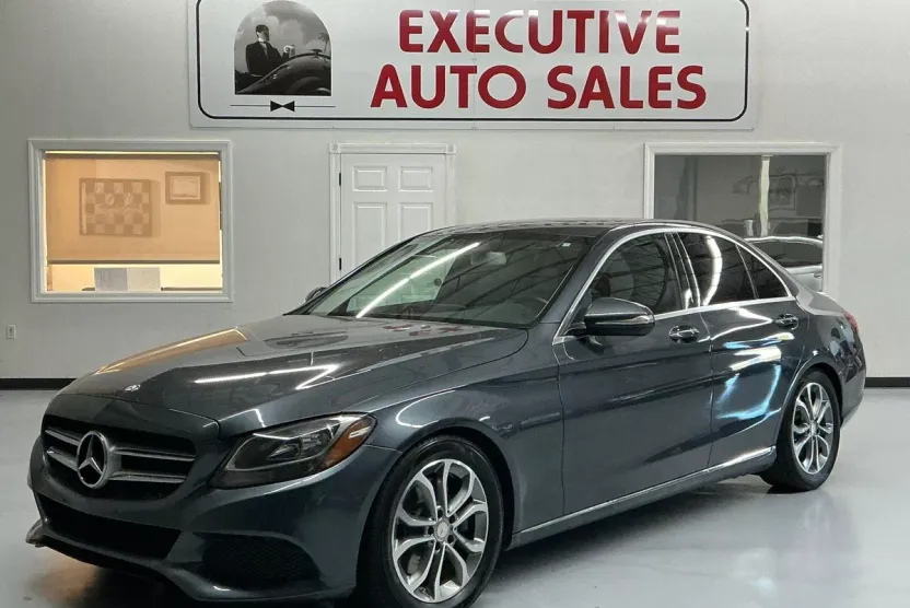 2015 Mercedes Benz C 300 4MATIC Sedan photo 1