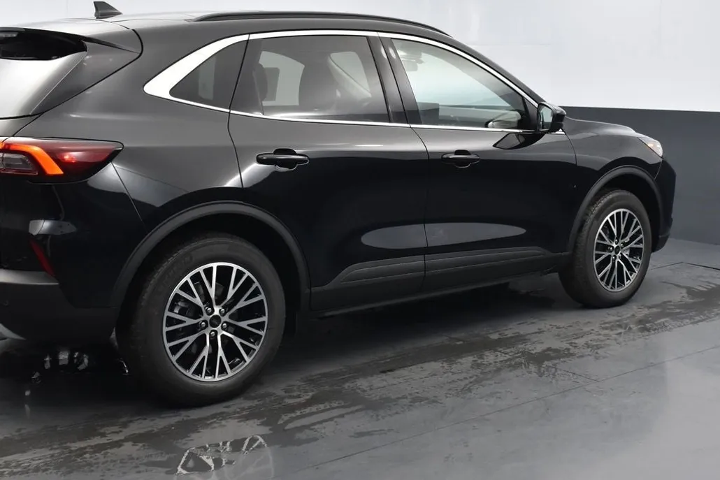 2025 Ford Escape Plug-In Hybrid Base photo 1
