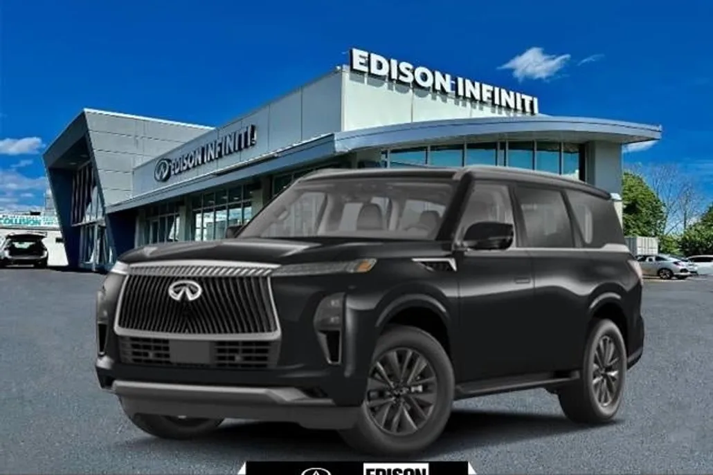 2026 Infiniti QX80 Luxe photo 1
