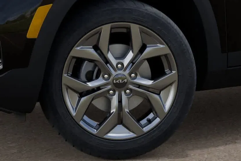 2026 Kia Seltos LX photo 1