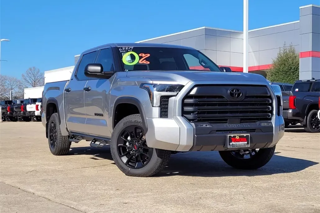 2025 Toyota Tundra SR5 photo 1