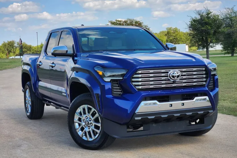 2024 Toyota Tacoma Limited photo 1