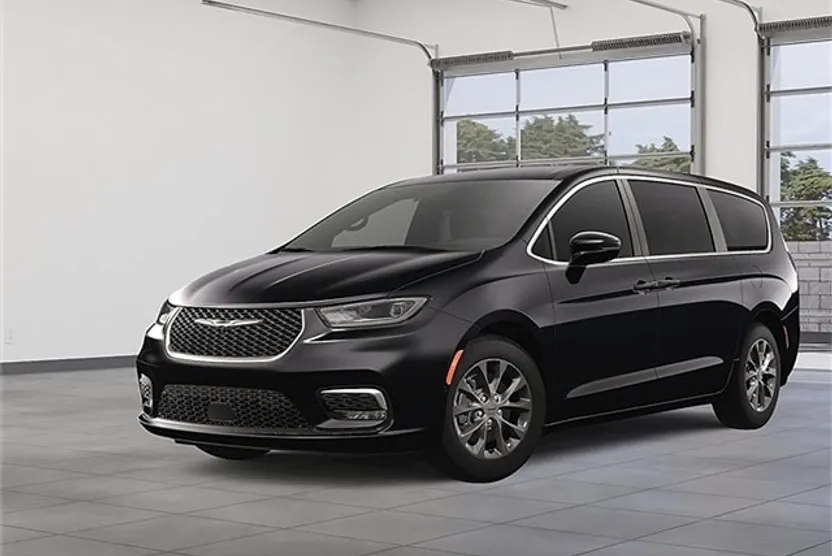 2025 Chrysler Pacifica photo 1