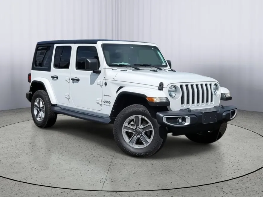 2021 Jeep Wrangler Unlimited Sahara photo 1