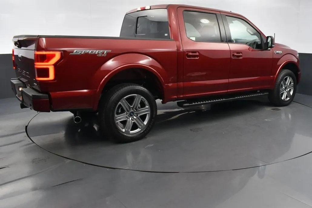 2019 Ford F-150 Lariat photo 1