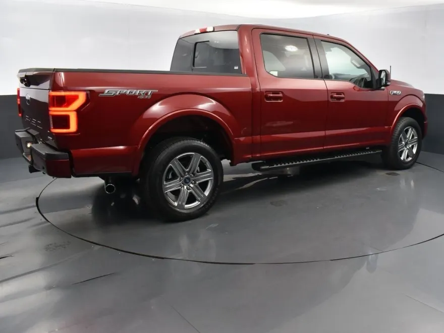 2019 Ford F-150 Lariat photo 1