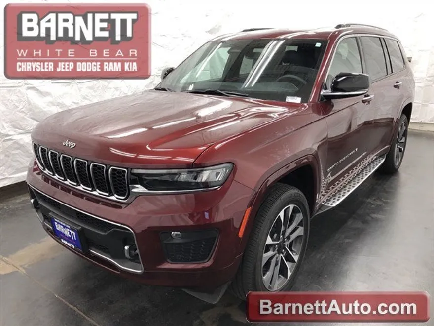 2023 Jeep Grand Cherokee Overland photo 1