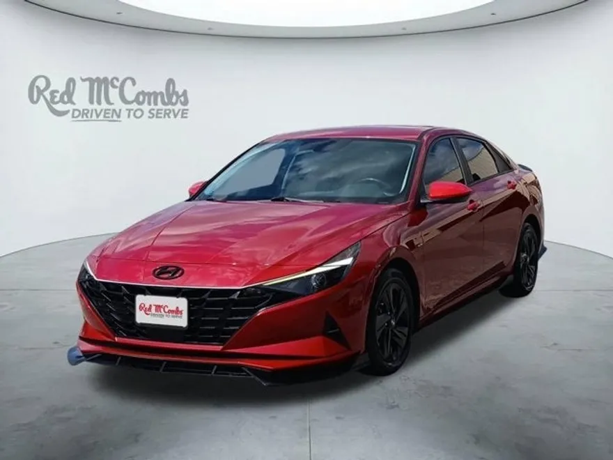 2022 Hyundai Elantra SEL Convenience photo 1