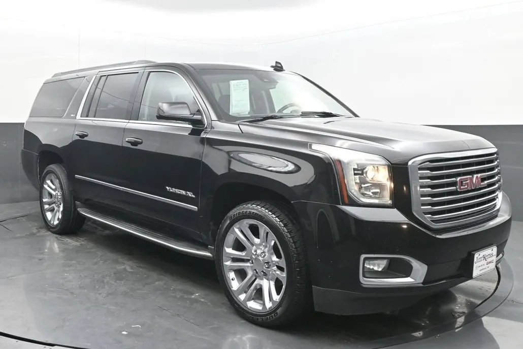 2017 Gmc Yukon XL SLT photo 1