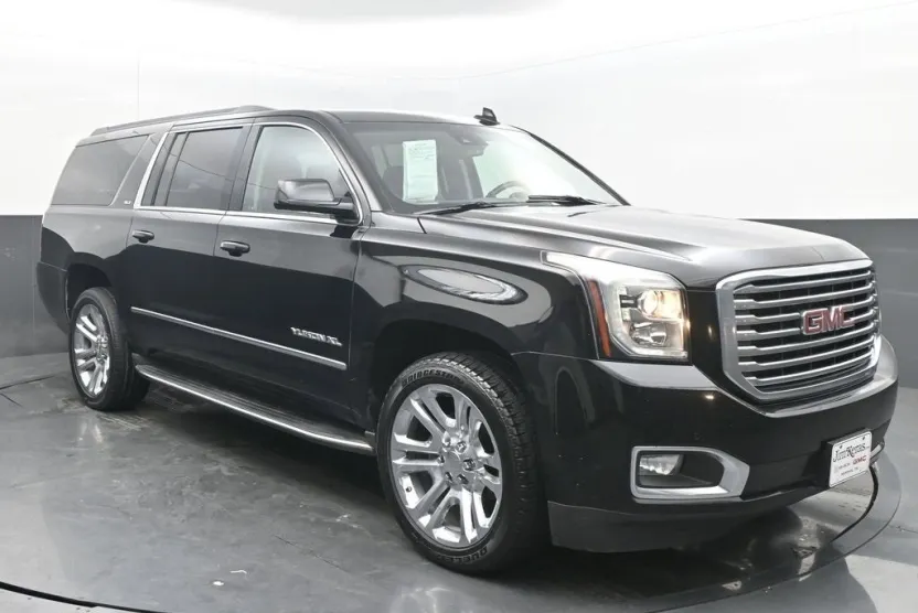 2017 Gmc Yukon XL SLT photo 1