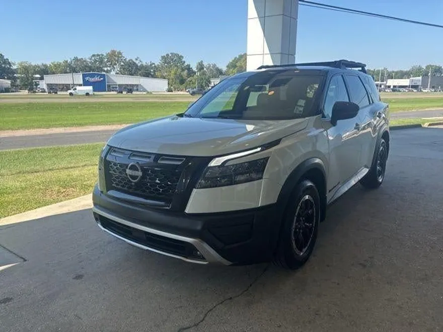 2023 Nissan Pathfinder Rock Creek photo 1