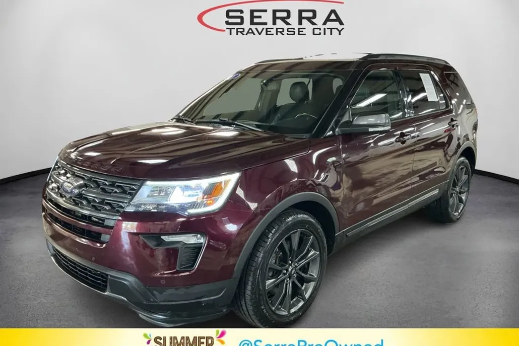 2018 Ford Explorer XLT photo 1