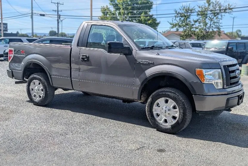 2012 Ford F-150 STX photo 1