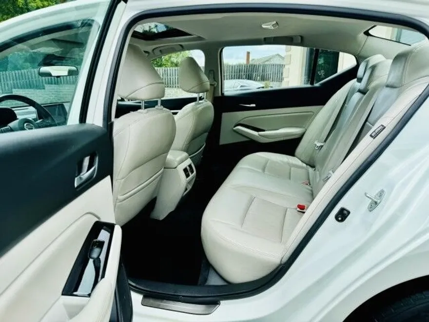 2021 Nissan Altima 2.5 SL photo 7
