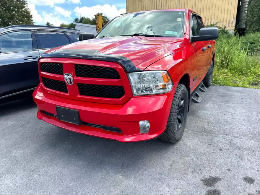 2019 Ram 1500 Classic Express photo 1