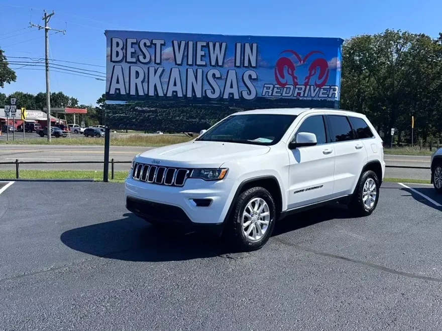 2022 Jeep Cherokee Laredo X photo 1