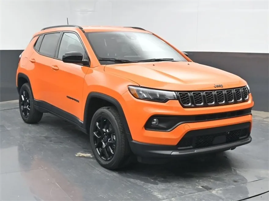 2026 Jeep Compass Latitude photo 1