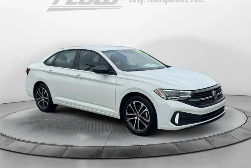 2024 Volkswagen Jetta 1.5T Sport photo 1