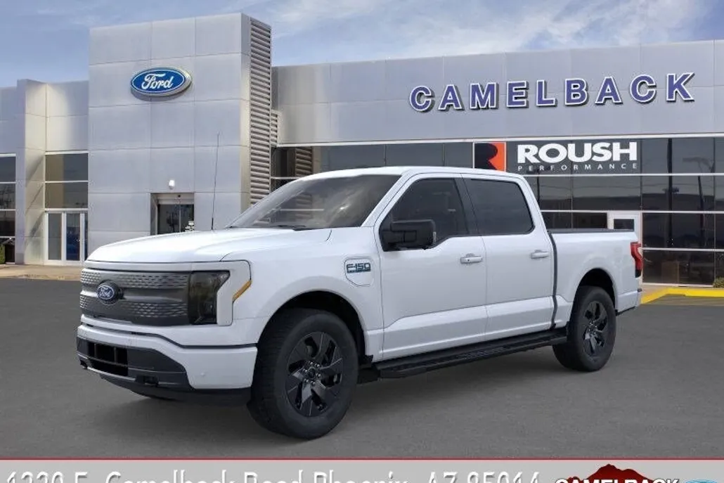 2025 Ford F-150 Lightning photo 1