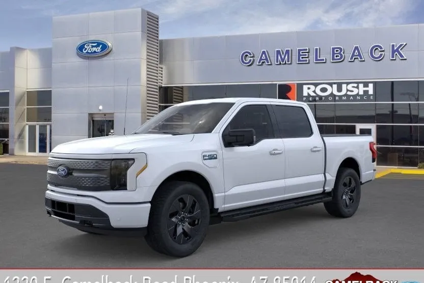 2025 Ford F-150 Lightning photo 1