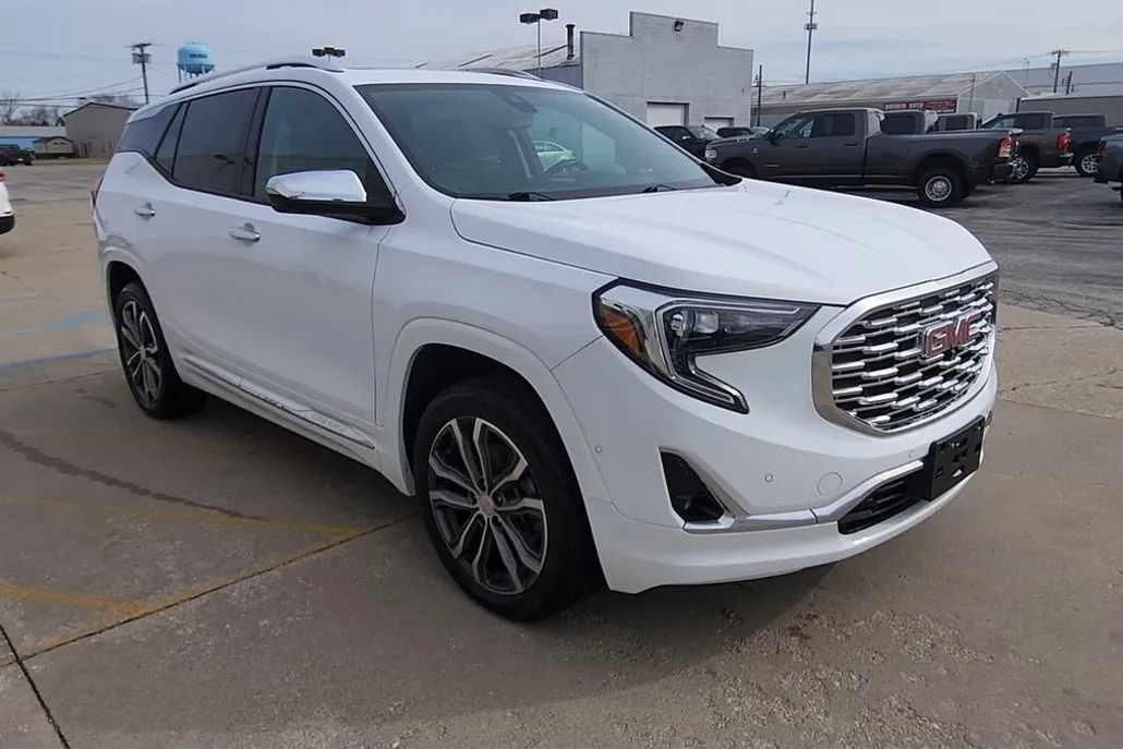2020 Gmc Terrain Denali photo 1