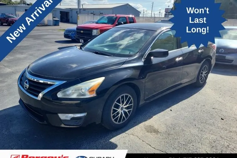 2013 Nissan Altima 2.5 S photo 1