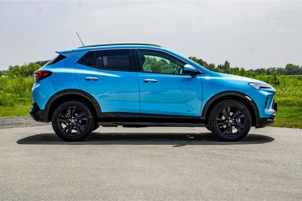 2026 Buick Encore GX Sport Touring photo 1
