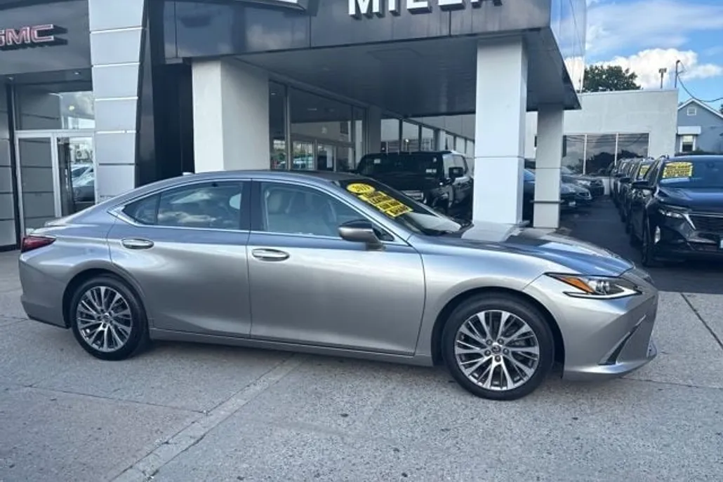 2019 Lexus ES 350 photo 1