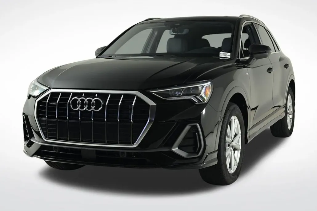 2025 Audi Q3 45 TFSI S line Premium photo 1