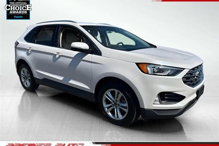 2019 Ford Edge SEL photo 1