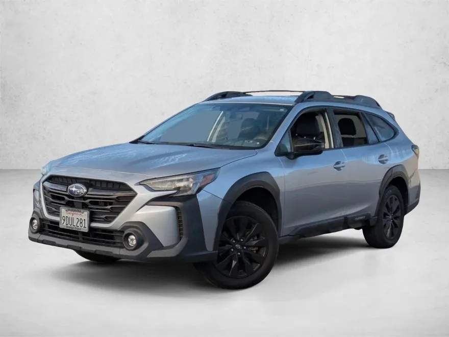 2023 Subaru Outback Onyx Edition photo 1