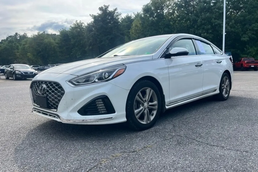 2019 Hyundai Sonata Sport photo 1