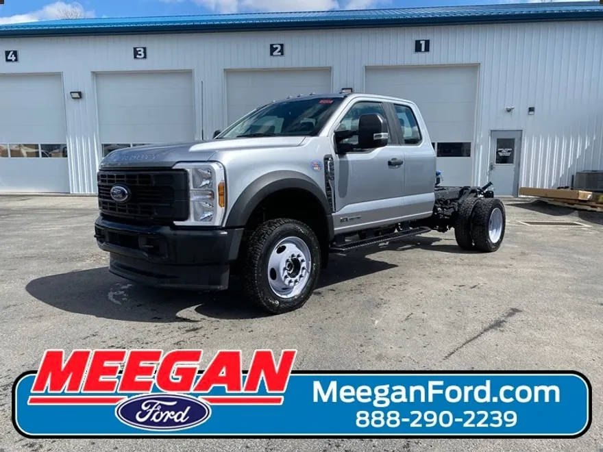 2024 Ford F-550 XL photo 1